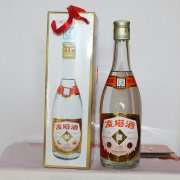 凌塔白酒