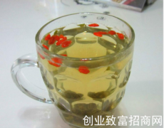 枸杞泡绿茶有什么功效？