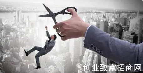 大厂裁员的背后：高速扩张忽视了三大风险