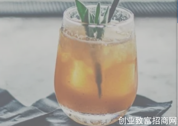 微醺时代，含酒精饮料抢“饮”啤酒市场？